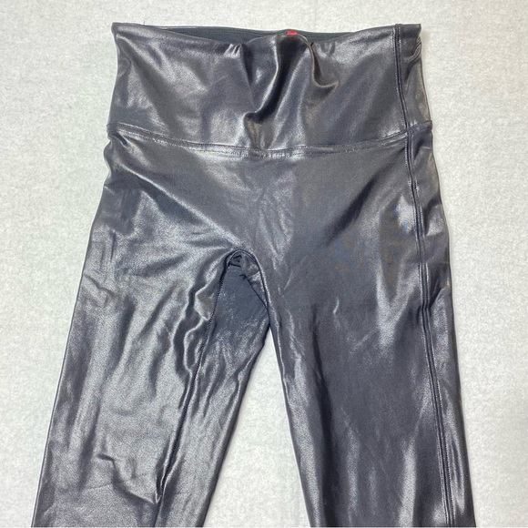 Spanx Faux Leather Shiny Leggings Women’s M Black Slimming Hi Rise 80s Shapewear - Picture 7 of 16